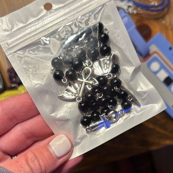 Yellow Leather Card Holder and Accessories - Picture 7 of 16